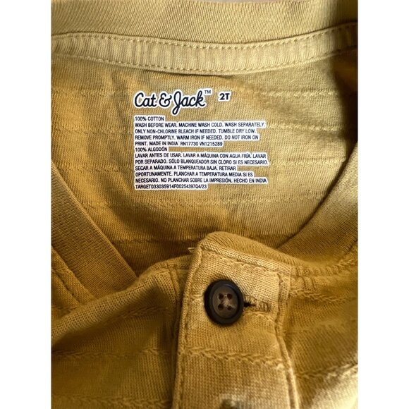 Cat & Jack Textured Tee - Picture 8 of 10